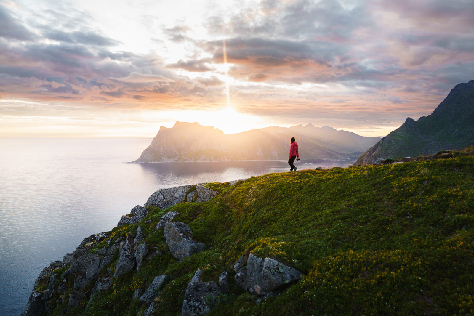 Mountain Sunset Adventure: Coastal Hiking Views